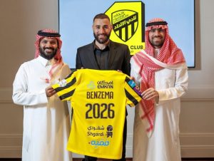 بنزما در الاتحاد خواهد ماند