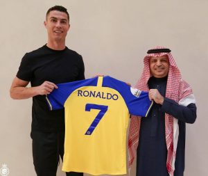 رونالدو تا خواسته هایش برآورده نشود،تمدید نمی کند.