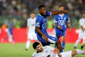 ناکارآمدی مهاجمان خارجی؛ مانع قهرمانی استقلال؟