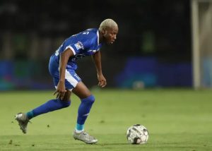 آماده شدن رضایتنامه جنپو؛ ستاره خارجی در آستانه خروج از استقلال