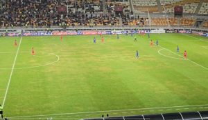 اقدام جنجالی سرمربی استقلال؛ ۱۰ نفره شدن تیم در لحظات حساس!