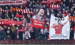 خشم هواداران لیورپول از تصمیم جنجالی اشلوت