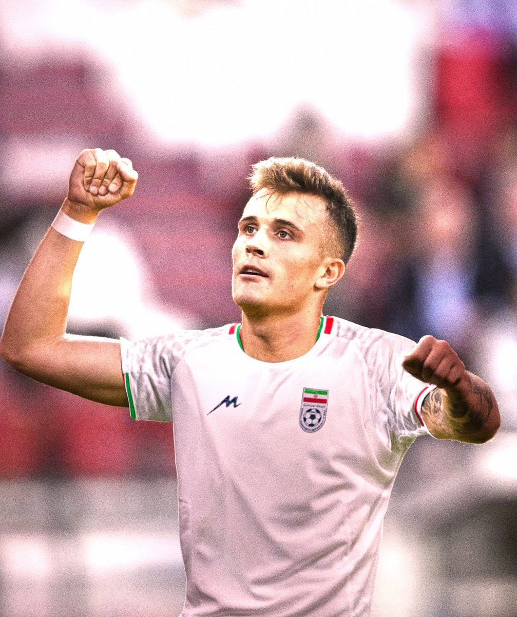 دنیس اکرت کیست؟ ستاره جدید تیم ملی ایران را بشناسید